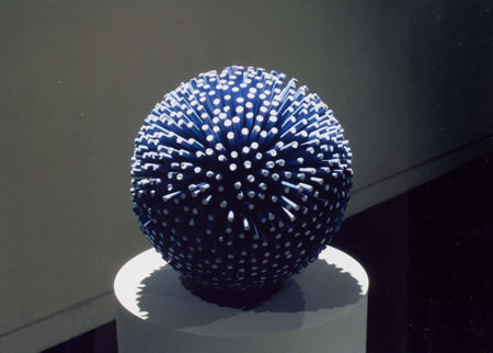 しろのかたち　いろのかたち（２００１年）