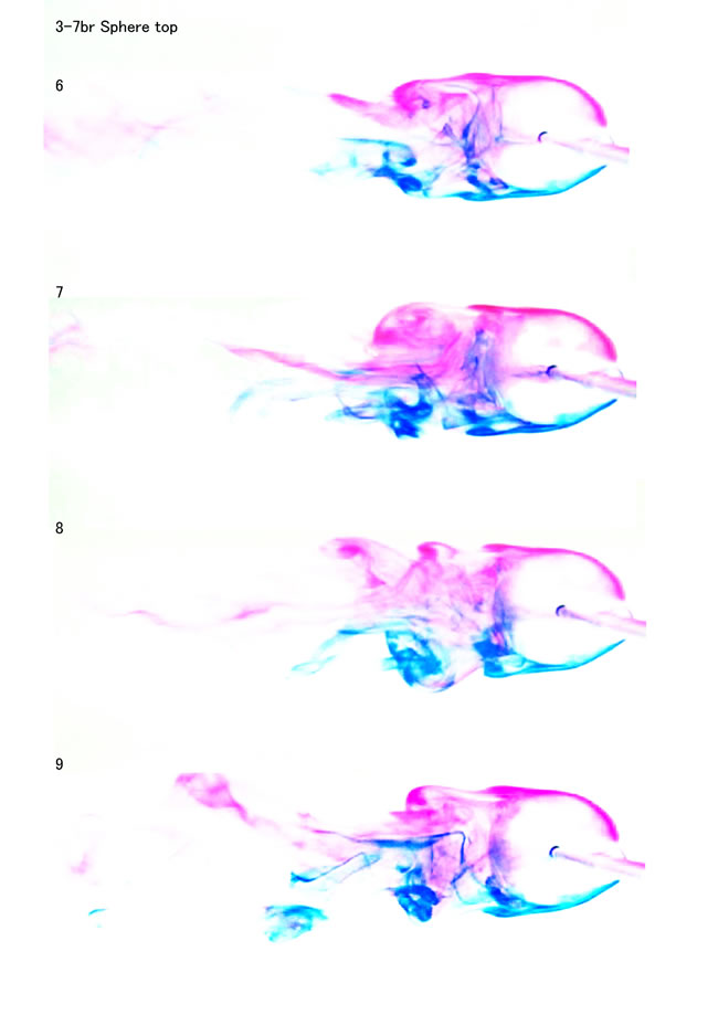 水中の渦の画像